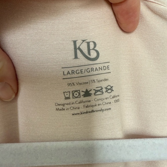 4 Kindred Bravely Nursing T-Shirts - Picture 7 of 10